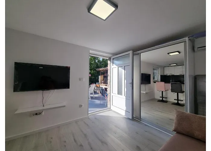 Apartman Luna - 50 M Od Mora *