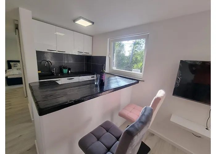 Apartman Luna - 50 M Od Mora Njivice