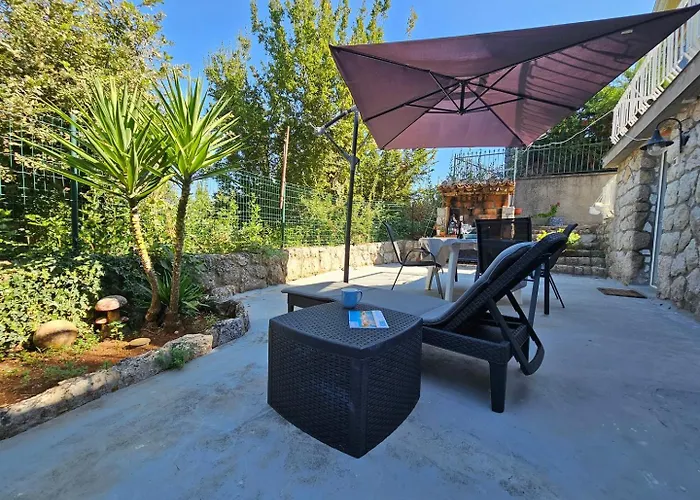 Luna - 50 M Od Mora Apartman