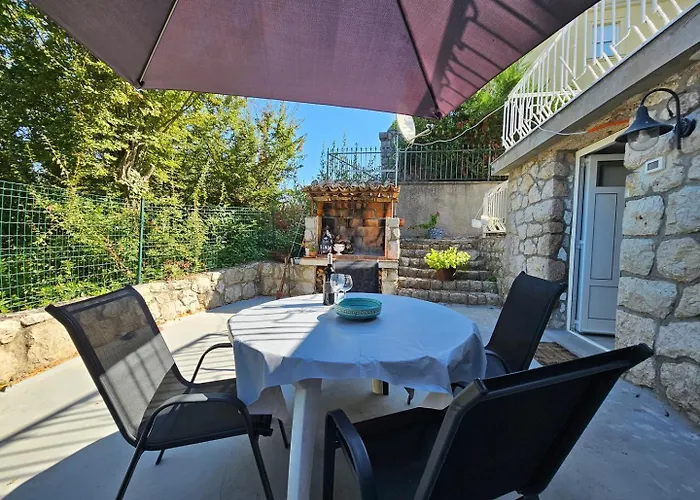Luna - 50 M Od Mora Apartman *