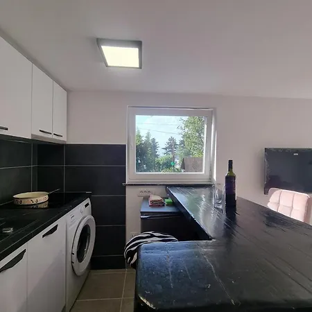 Luna - 50 M Od Mora Apartment *